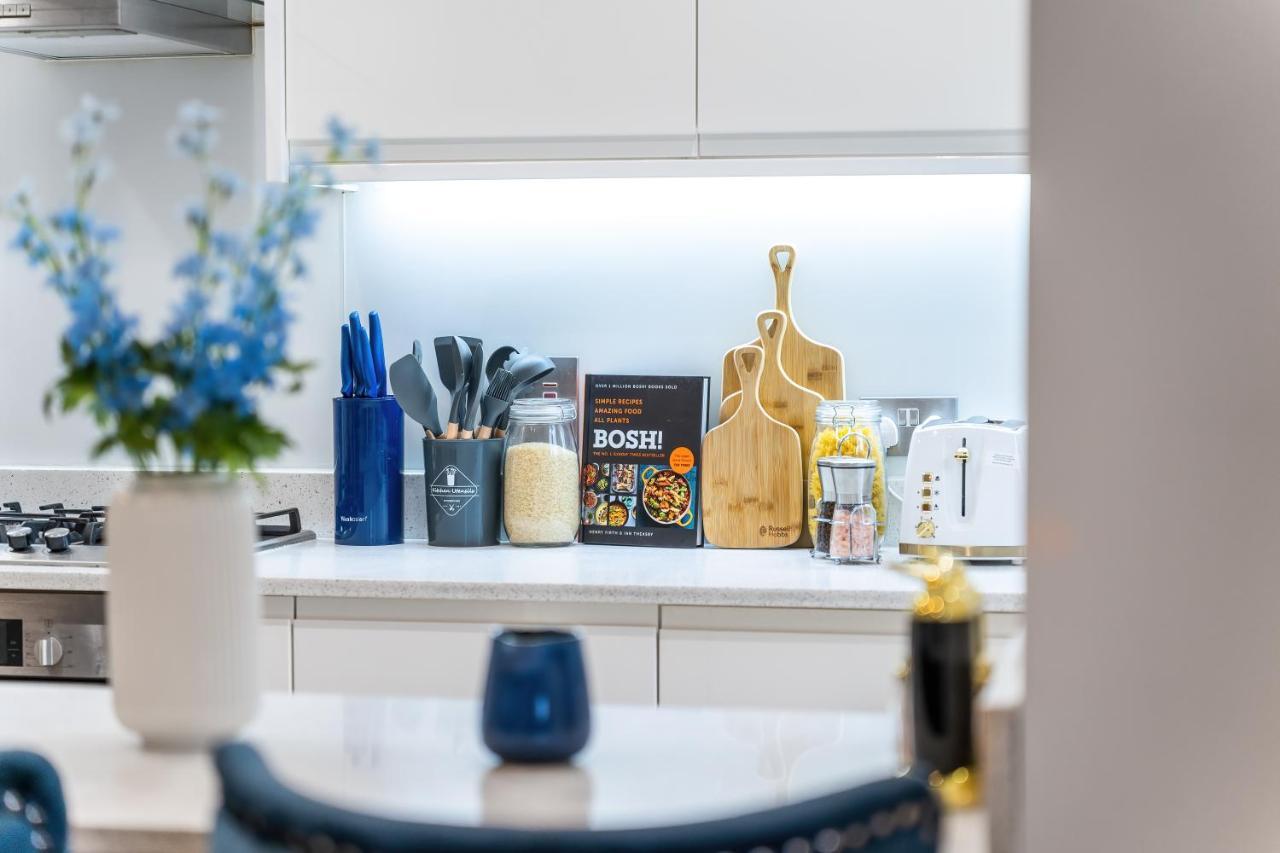 Chic 3 Bed Apartment Near London Bridge With Balcony Luaran gambar