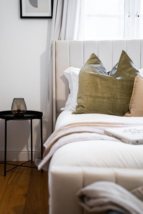 Chic 3 Bed Apartment Near London Bridge With Balcony Luaran gambar